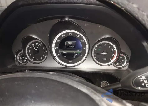 2013 Mercedes-Benz E 350 4Matic из США, поврежденный, VIN WDDHF8JB0DA749533